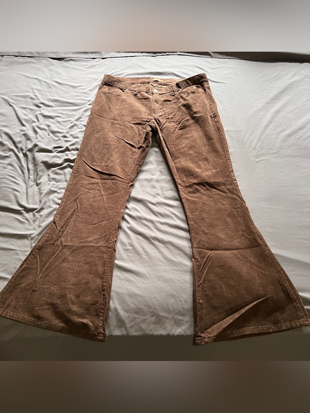 NWT Run & Fly Men’s 70s Retro Bell Bottom Brown Corduroy Pants